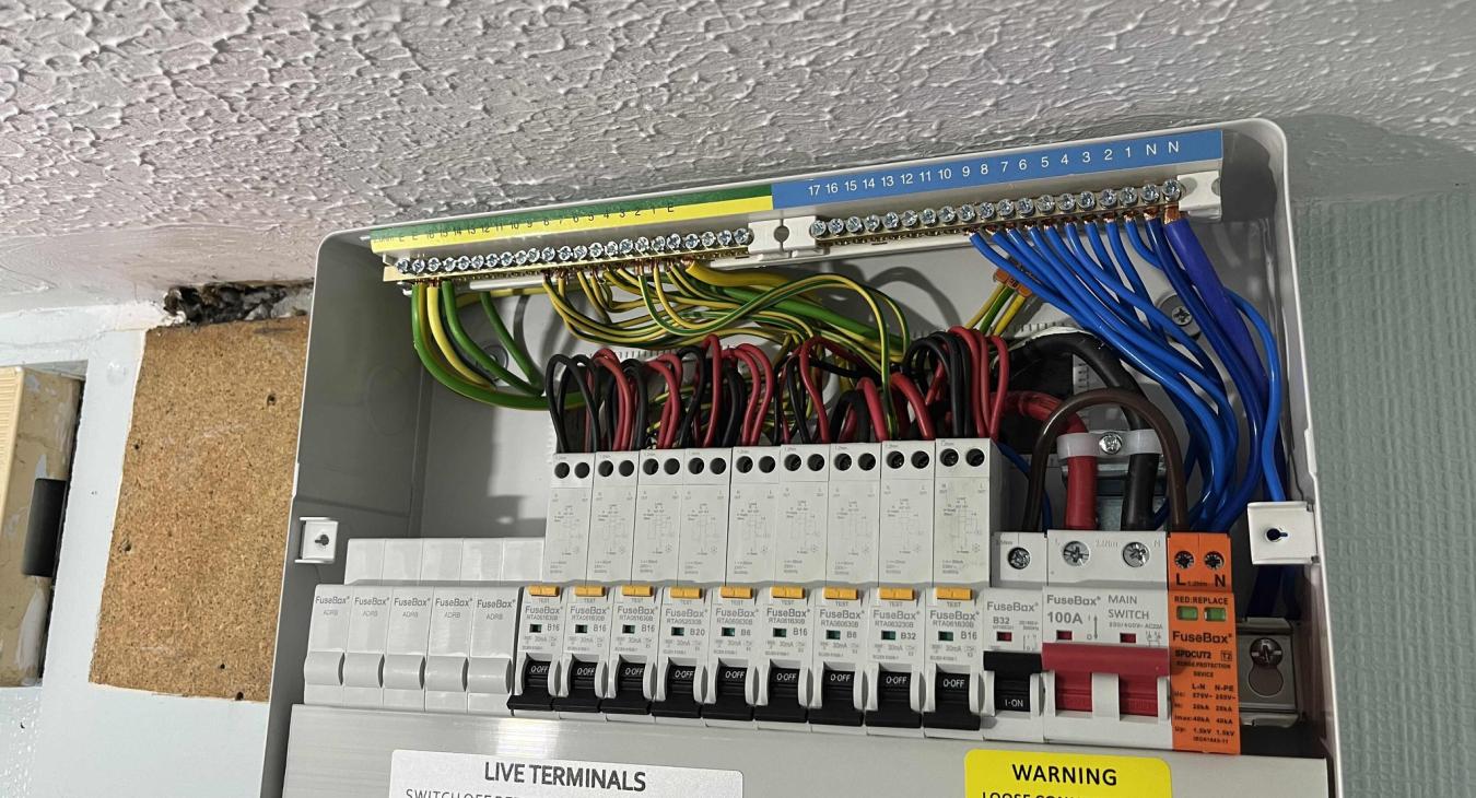 Emergency Electrician in Yeovil